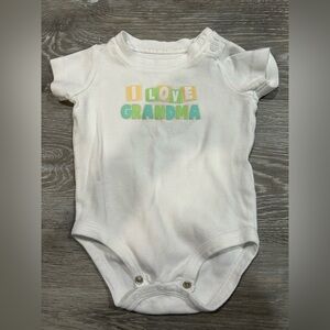 Charming White 'I Love Grandma' Bodysuit